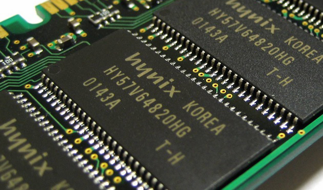 SK-Hynix-RAM-memory-chip