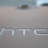 HTC kromě vlajkové lodi M8 připravuje také menší model M8 mini