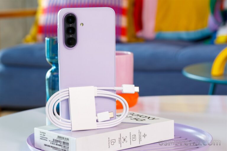 Galaxy A37 vs A57: Který Samsung se v Česku vyplatí víc?