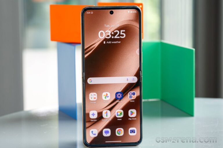 Razr 2026 vs. Z Flip a Honor: co se vyplatí v Evropě