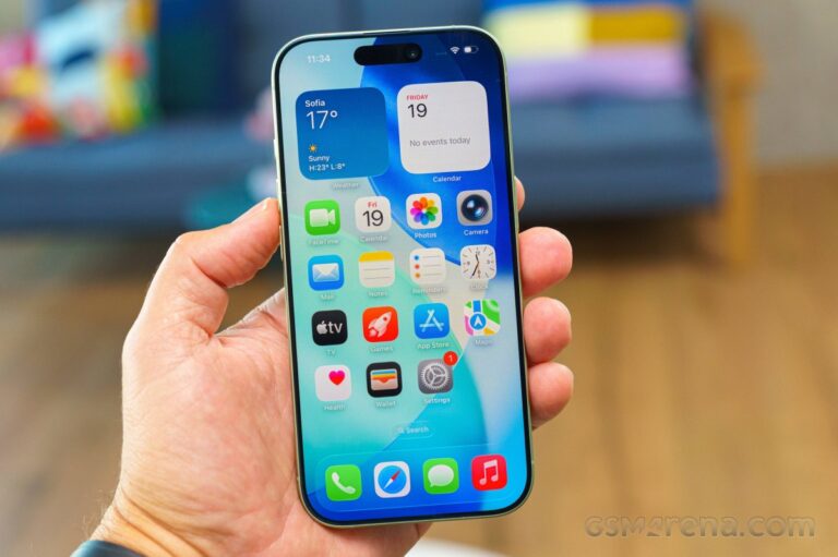 iPhone 18 s 12 GB RAM: má smysl čekat, nebo koupit teď?