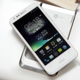 Asus PadFone 2 přichází také v elegantním bílém provedení
