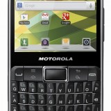 Motorola Defy Pro – odolný Android s QWERTY klávesnicí